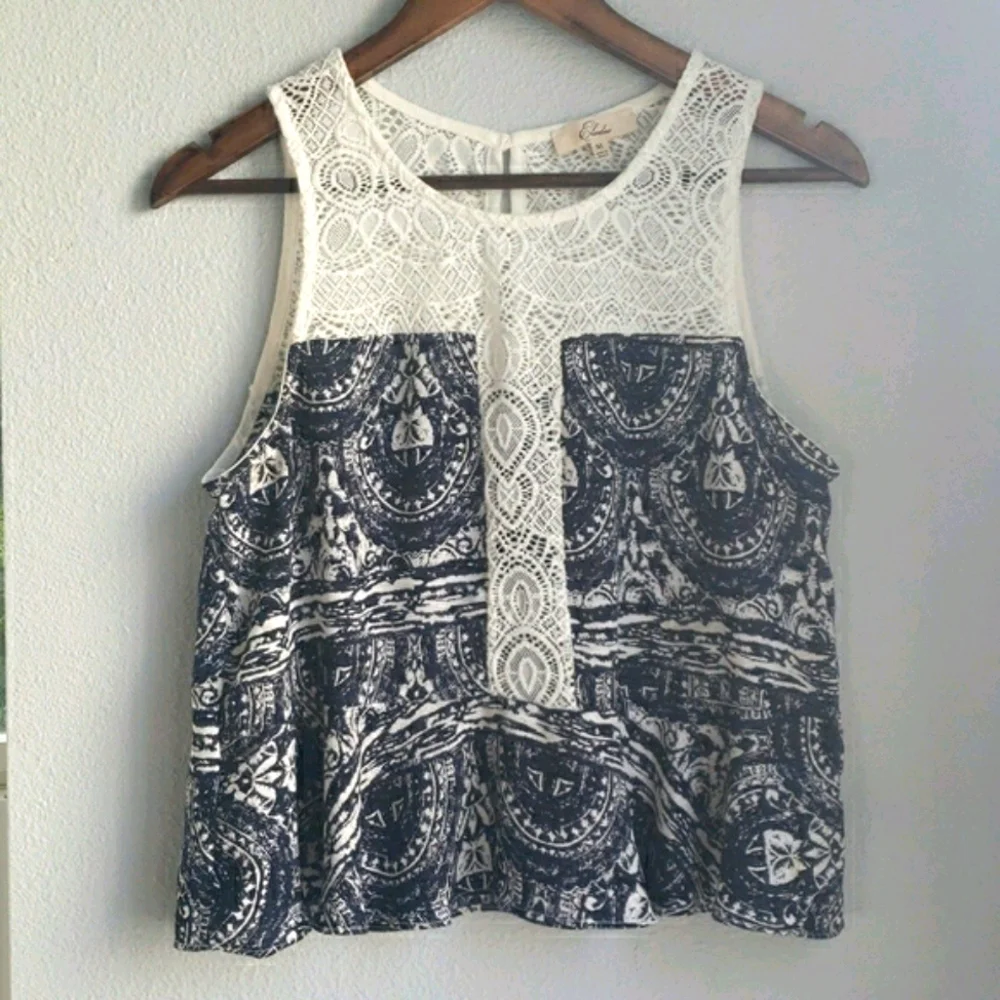 Elodie Flowy Lacy Blue Printed Tank Top Size Medium - Picture 3 of 6